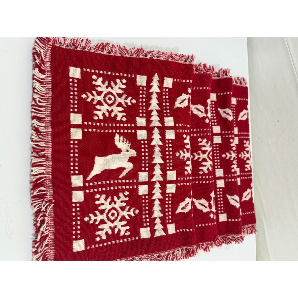4 Christmas place mats Reversible Red/White Reindeer Snowflakes and Fringe 18X12